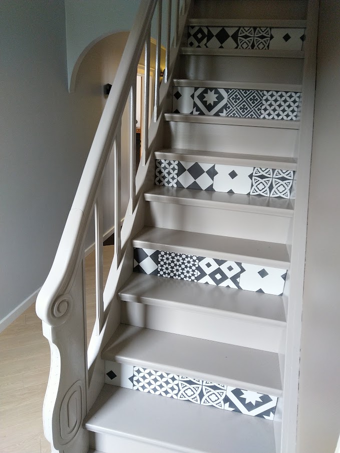 Escalier avec motifs décoratifs